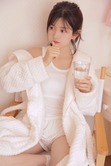 暮雨云间
